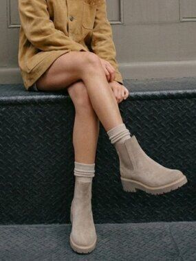 Dolce Vita Haily Suede Ankle Boots Chunky Lug Sole 8 Neutral Tan